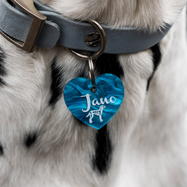 Dog's Hundemarke – handgravierte Hundemarke aus Acryl mit Name und Adressdaten am Halsband