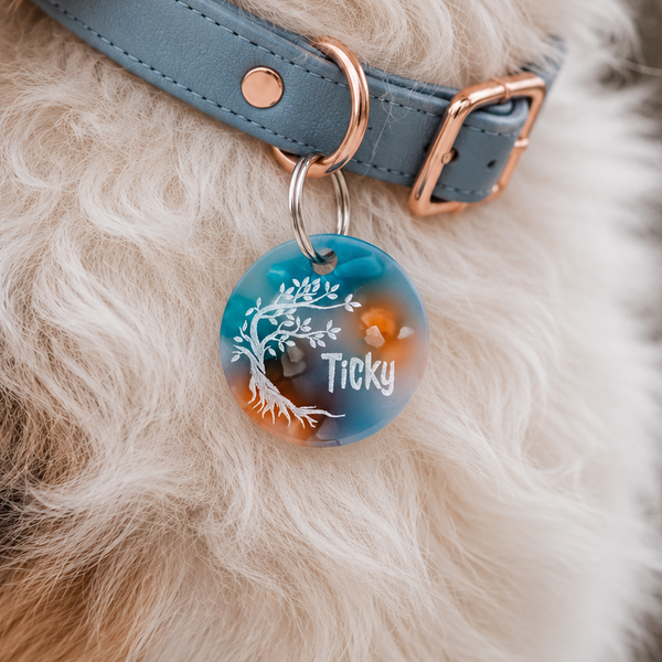 Personalisierte Hundemarke mit Gravur am Halsband – Acryl, handgraviert von Dog's Hundemarke